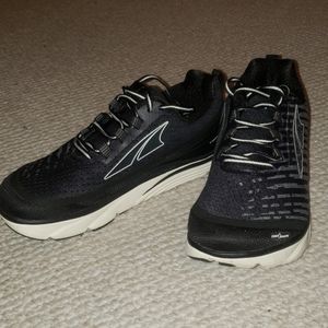 Altra Torin Running Shoe